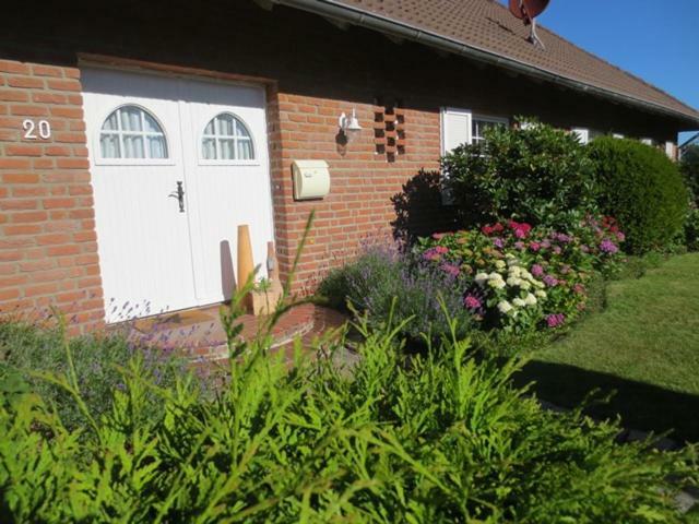 Luft Und Meer 4**** Ferienwohnung Hage ภายนอก รูปภาพ